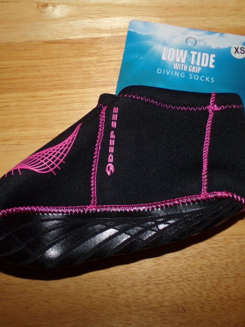 Deep See Size XS Low Tide Dive Diving Socks with Grips NEW